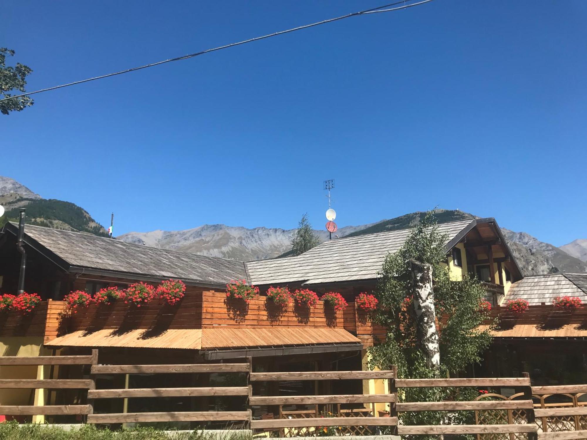 Hotel Ca Fiore Bardonecchia Kültér fotó