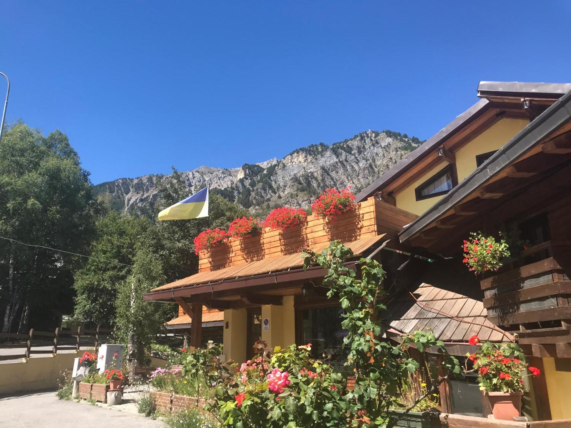 Hotel Ca Fiore Bardonecchia Kültér fotó