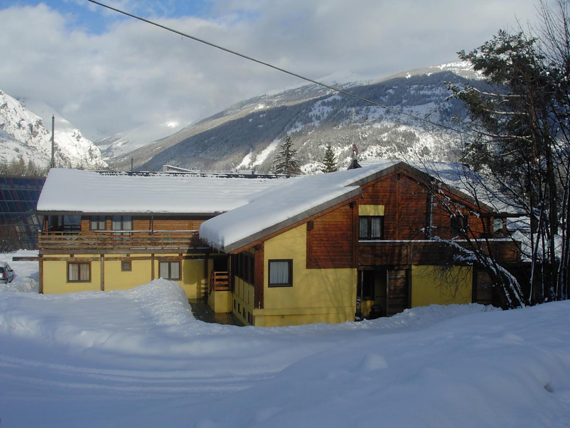 Hotel Ca Fiore Bardonecchia Kültér fotó