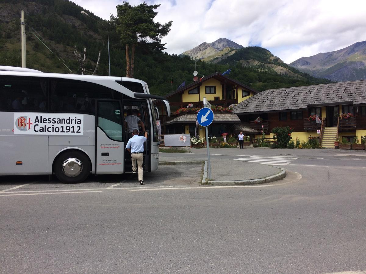 Hotel Ca Fiore Bardonecchia Kültér fotó